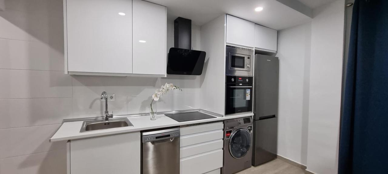 Apartamento Habana Бенідорм Екстер'єр фото